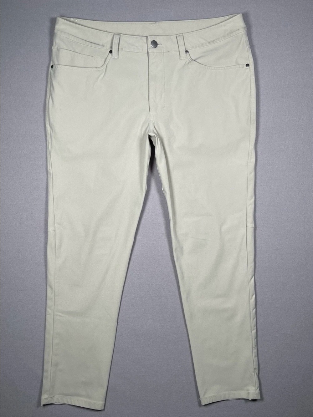 Lululemon ABC Warpstreme Beige Slim Fit 5 Pocket Pants - Men Size 33 X 28